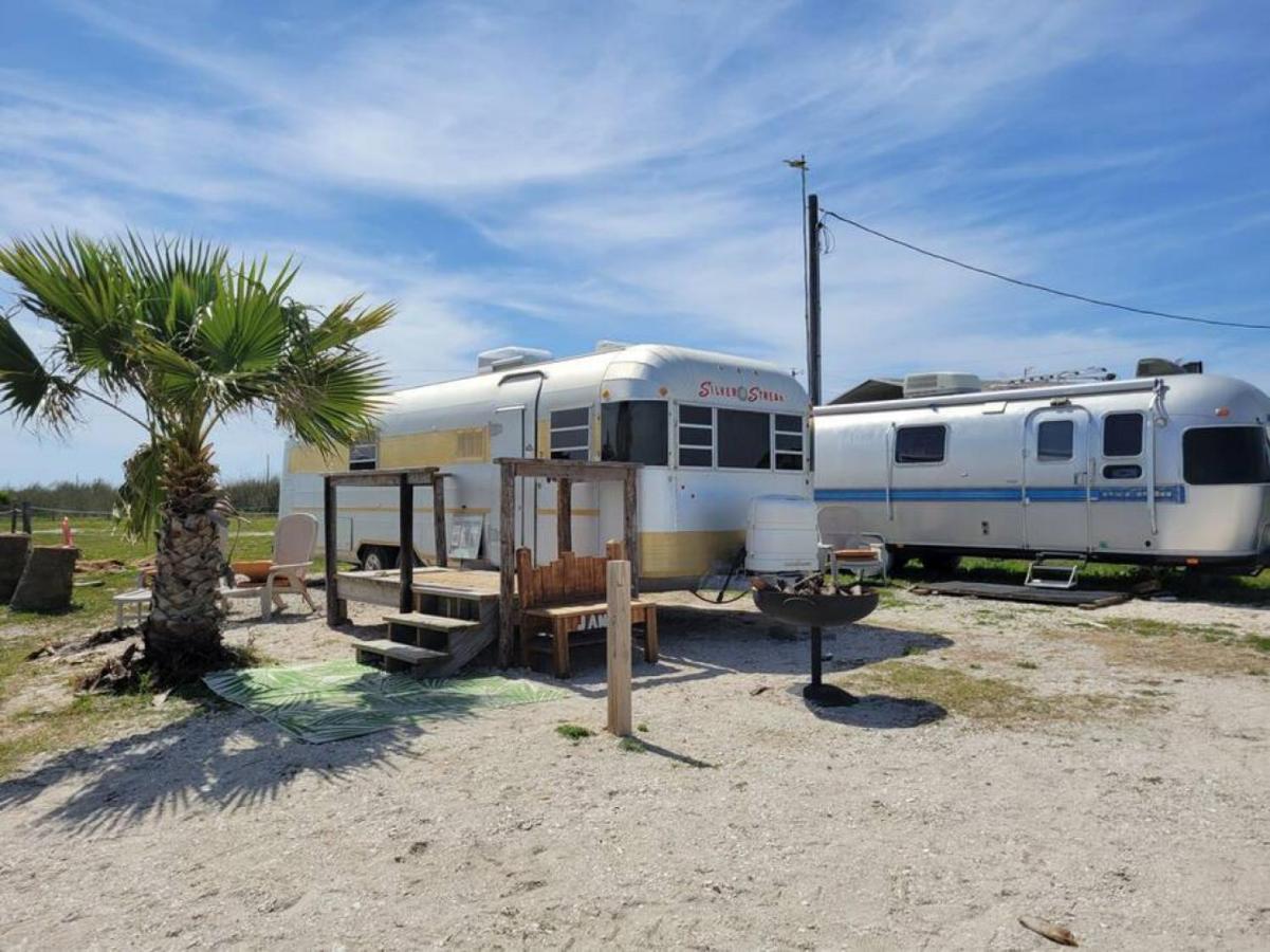 Maggie At The Beach - 1973 Vintage Rv Port Lavaca Luaran gambar